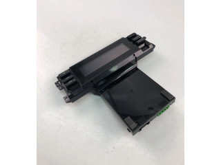 Дисплей       Volvo XC70