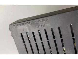 Блок предохранителей  9162323   Volvo V70    