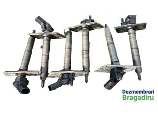 Форсунка     Audi A6 S6 C6 4F   