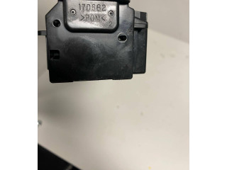 Ручка стеклоочистителей 17D682 Mazda 3 I