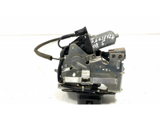 Zámek zadních dveří A81613106U, 11042E Chrysler Town & Country V 2008