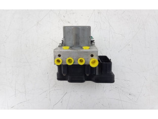 Jednotka ABS Tela Model S 2012