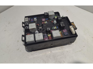 Pojistková skříňka 95462803 Chevrolet Astra 2012