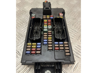 Блок предохранителей 32142591 Volvo XC90