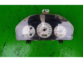 Панель приборов Mazda 626