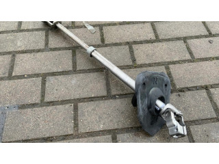 Крестовидная связь оси рулевого колеса