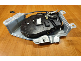 Zámek zadních dveří 2K0827201Q, 1457   Volkswagen Caddy 2007