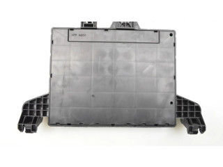 Pojistková skříňka 13368653 Opel Zafira C 2013