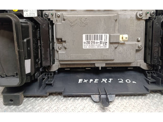 Дисплей    9825031680, 089597   Peugeot Expert