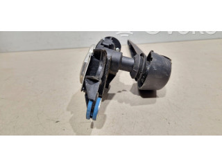 Моторчик заднего дворника 31290787    Volvo V70