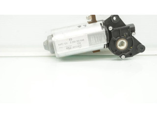 Электрический двигатель для регулировки положения руля