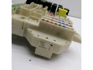 Блок предохранителей MN108319, 1571HOA Mitsubishi Colt