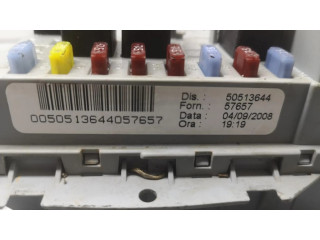 Блок предохранителей 50513644 Alfa Romeo 166