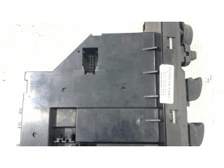 Включатель электрических окон