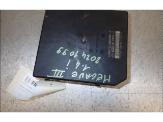   Pojistková skříňka 284B12059R   Renault Megane III 2010