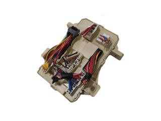 Pojistková skříňka 919502H530, 919502H500 Hyundai i30 2010