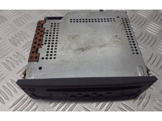 Блок предохранителей  8200057681   Renault Clio II    