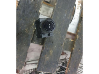 Ручка стеклоочистителей 8201168008, 8201168008 Dacia Duster