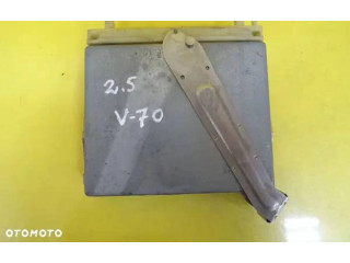 Блок управления двигателя 0281001802, 17480075 Volvo V70