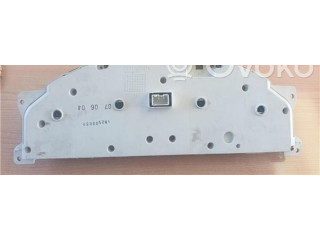 Панель приборов 8602885, 30682277   Volvo S60       