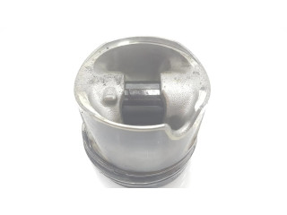 Píst A6510301017 Mercedes-Benz E W212 pro naftový motor 2.1 651924