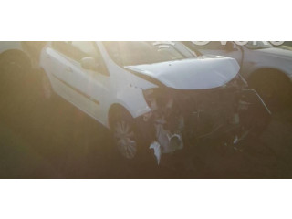 Ручка стеклоочистителей 8201590631 Renault Clio III