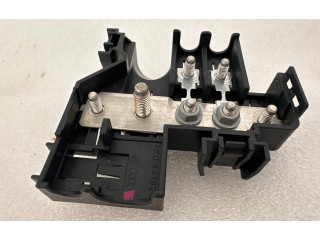 Блок предохранителей  4F0941824   Audi A6 S6 C6 4F    