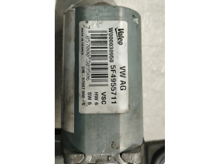 Моторчик заднего дворника 5F4955711, W000030950 Skoda Octavia Mk3 (5E)