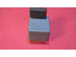 Реле насоса горючего