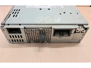 Радио/ проигрыватель CD/DVD / навигация