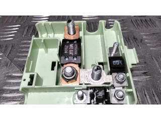 Узел подключения плюсовых проводов