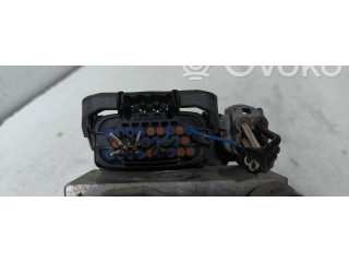 Блок АБС 445104060 Mitsubishi Montero - года