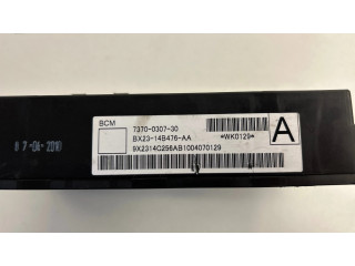 Блок предохранителей 7370030730, 8X2303B476AA Jaguar XF X250