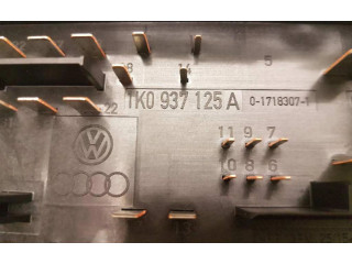 Блок предохранителей 1K0937125A Skoda Octavia Mk2 (1Z)