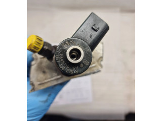 Vstřikovač 057130276h Audi A8 S8 D2 4D