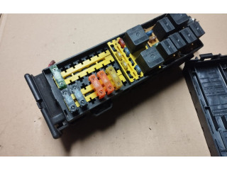 Блок предохранителей Ford Taurus