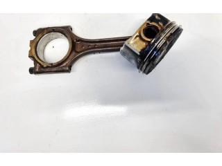 Поршень с шатуном Volvo V70