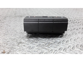 Другая деталь салона