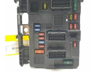 Блок предохранителей T118470002J Citroen Berlingo