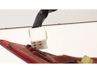 Задний фонарь правый D65151150 Mazda 2 2007-2014 года