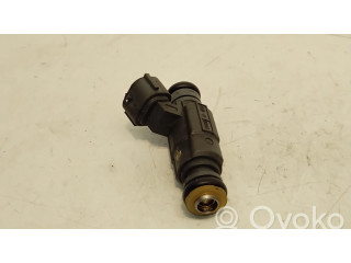 Vstřikovač 353102C100 Hyundai Genesis pro benzínový motor 2.0 1039