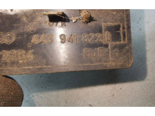 Блок предохранителей 443941822B Audi 80 90 S2 B4