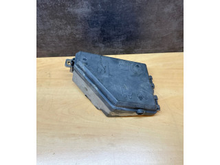 Блок предохранителей    Rover 75       