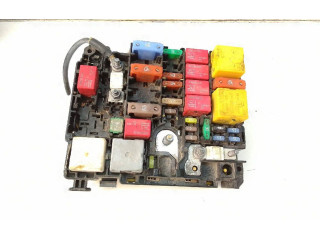 Блок предохранителей A006C8   Peugeot 5008 II    