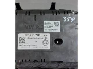 Панель приборов 5E0920781, 5E0920781   Skoda Octavia Mk3 (5E)       