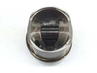 Поршень с шатуном 03L107065J, 03L107065J Volkswagen Golf VI