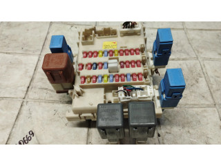 Pojistková skříňka 24350, AV700 Nissan Primera 2003