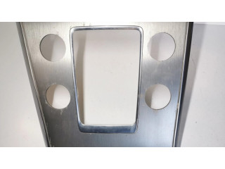 Отделочный щит панели (центральный)