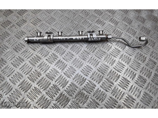 Топливная рампа 04E133320D   Skoda Fabia Mk3 (NJ)  