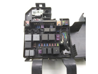 Блок предохранителей 912802P083 KIA Sorento